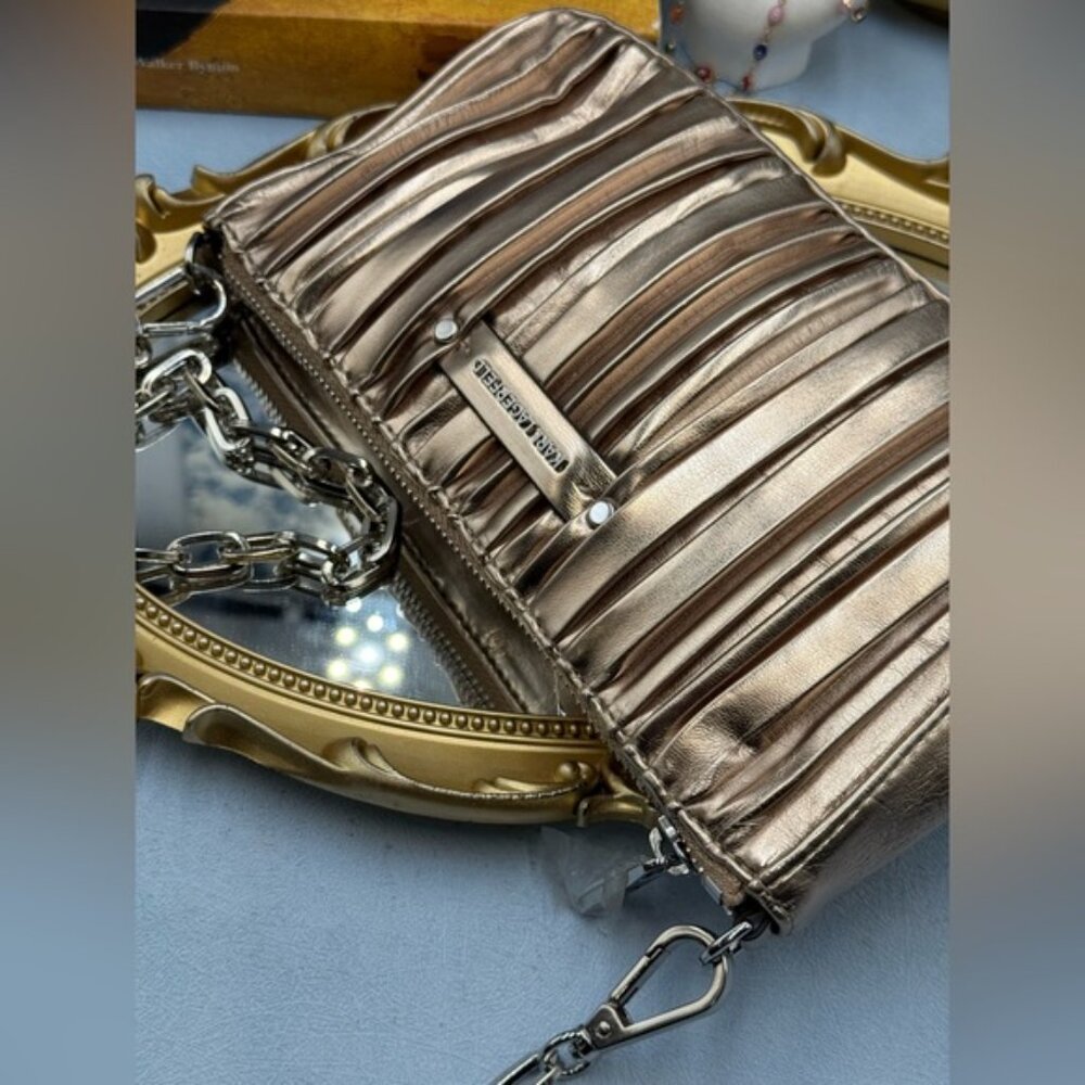 🆕 KARL LAGERFELD PARIS 🧿 NWOT K/Kushion Shoulder Pouch, Champagne Metallic - Picture 13 of 16